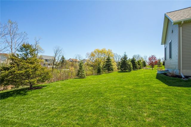 159 Thames Drive, Henrietta, NY 14588