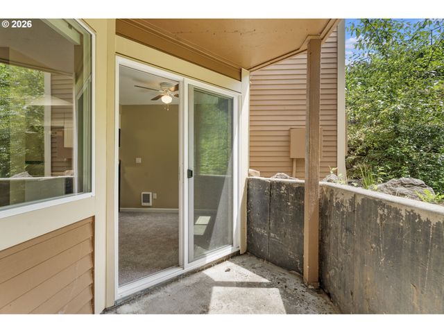 9967 Se TALBERT St, Clackamas, OR 97015