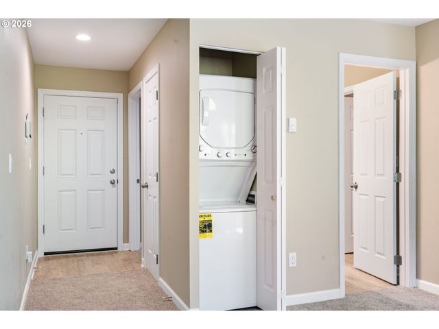 9967 Se TALBERT St, Clackamas, OR 97015