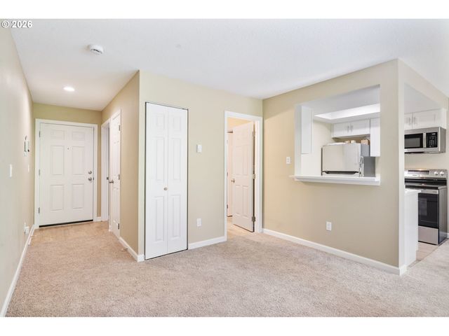 9967 Se TALBERT St, Clackamas, OR 97015