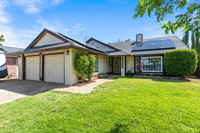 1209 Buckboard Dr, Lincoln, CA 95648