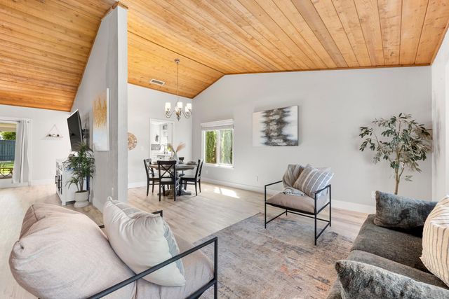 1209 Buckboard Dr, Lincoln, CA 95648