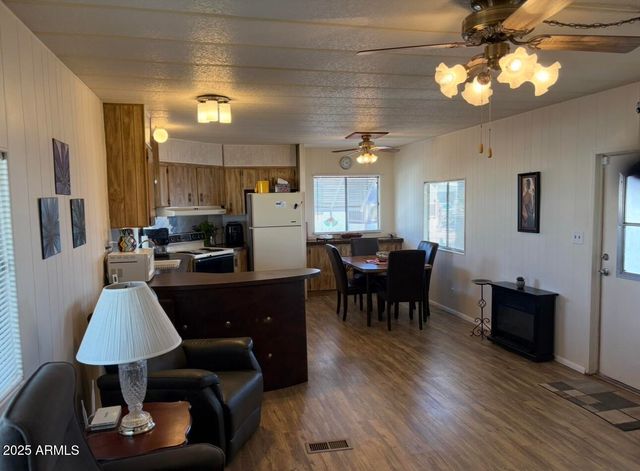 11425 E UNIVERSITY Drive 96, Apache Junction, AZ 85120