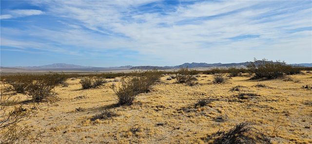 800 Datura Terrace Near, Lucerne Valley, CA 92356