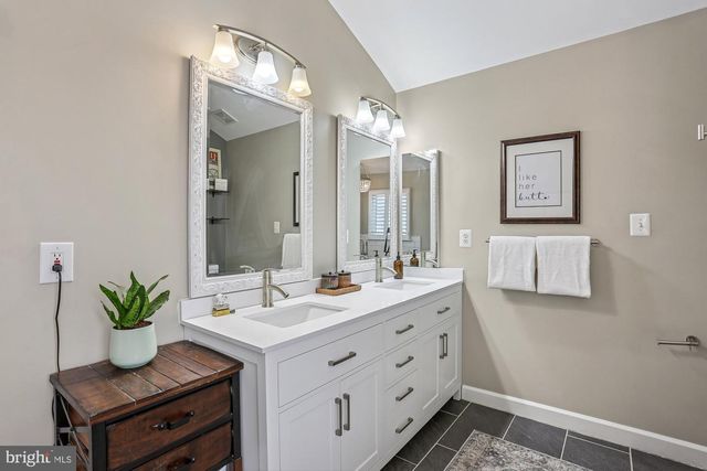 1123 MAIN ST, Gaithersburg, MD 20878