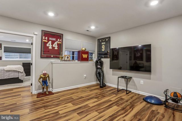 1123 MAIN ST, Gaithersburg, MD 20878