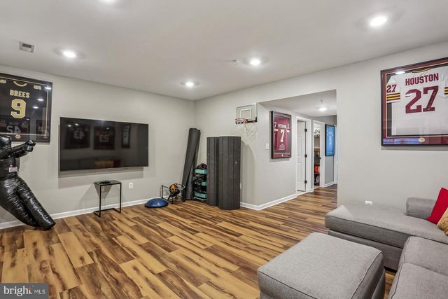 1123 MAIN ST, Gaithersburg, MD 20878