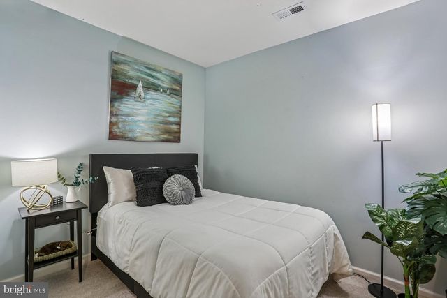 1123 MAIN ST, Gaithersburg, MD 20878