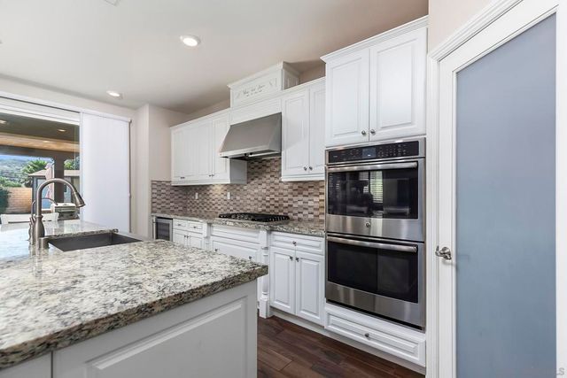 2025 Campo Verde Ct, Escondido, CA 92026