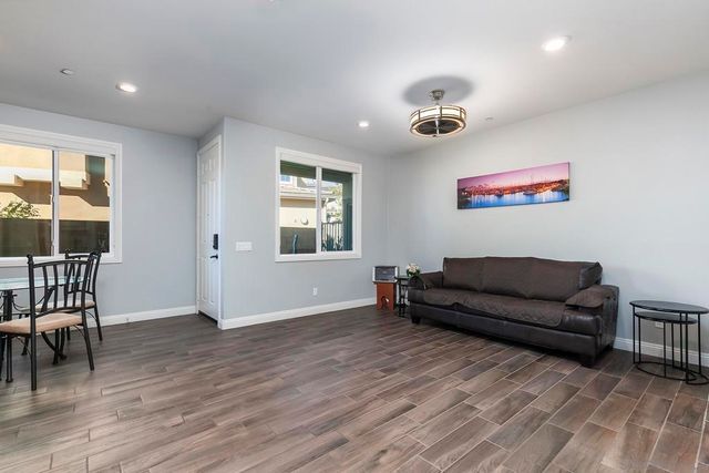 2025 Campo Verde Ct, Escondido, CA 92026