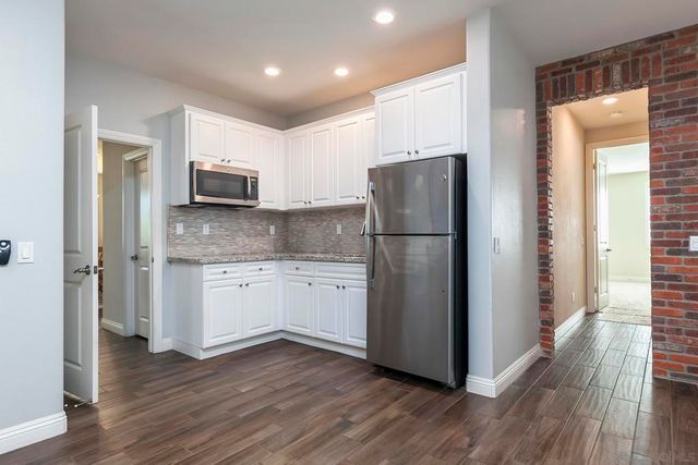 2025 Campo Verde Ct, Escondido, CA 92026