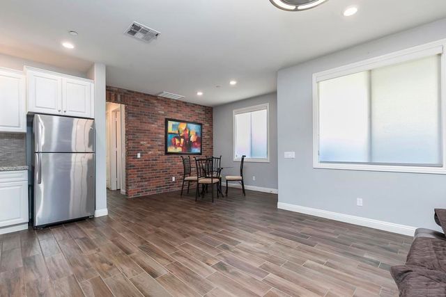 2025 Campo Verde Ct, Escondido, CA 92026