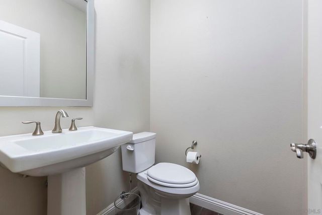 2025 Campo Verde Ct, Escondido, CA 92026