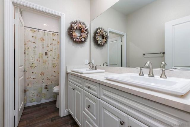 2025 Campo Verde Ct, Escondido, CA 92026