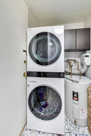 2460 W Talcott Road 219, Park Ridge, IL 60068