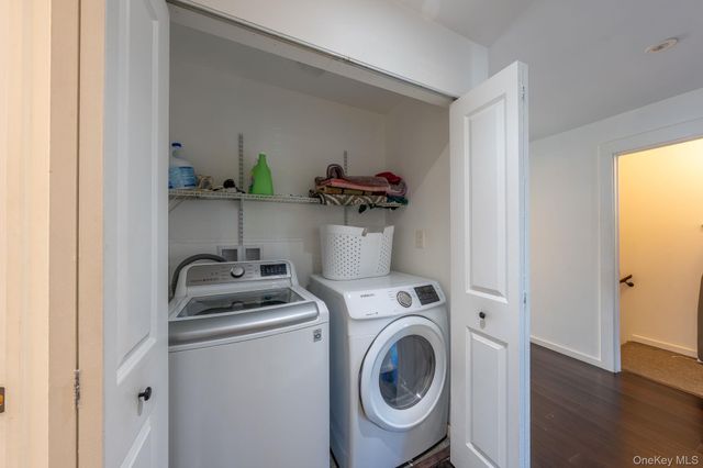 27 Walnut Street, New Windsor, NY 12553