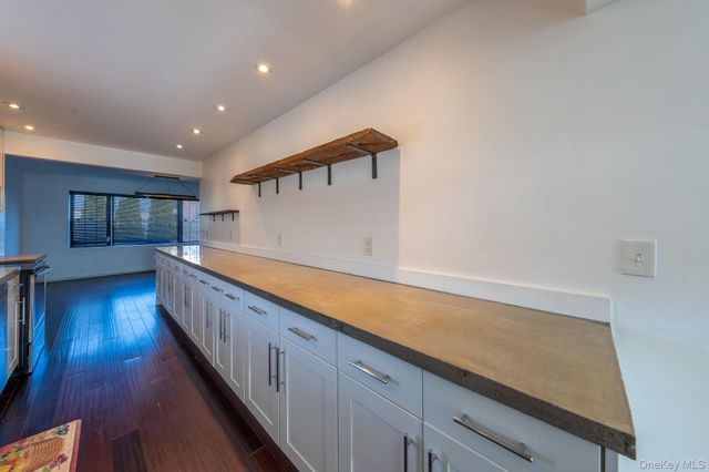 27 Walnut Street, New Windsor, NY 12553