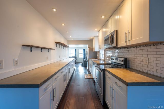 27 Walnut Street, New Windsor, NY 12553