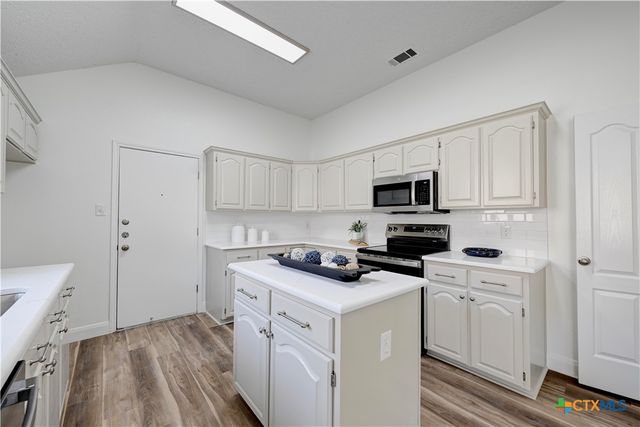 604 Arapaho Drive, Harker Heights, TX 76548