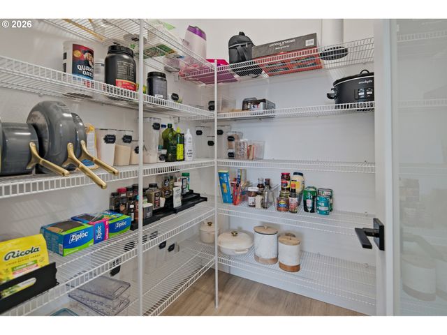 12230 Sw TRASK St, Beaverton, OR 97007