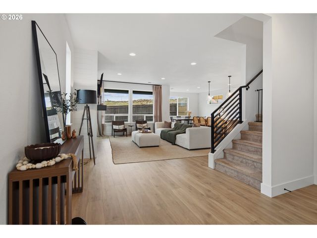 12230 Sw TRASK St, Beaverton, OR 97007