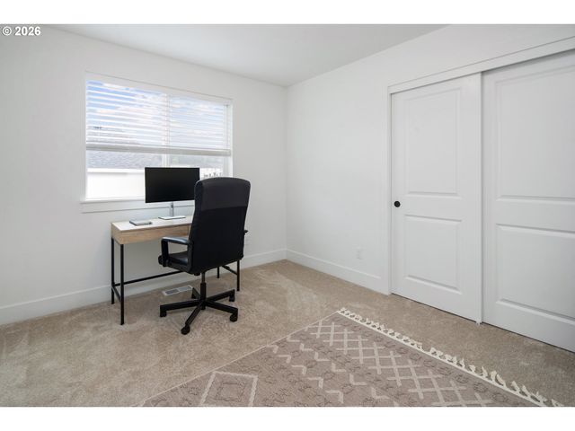 12230 Sw TRASK St, Beaverton, OR 97007