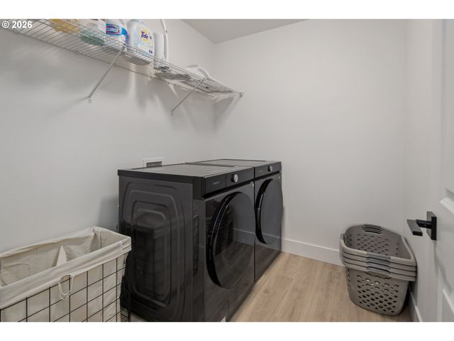 12230 Sw TRASK St, Beaverton, OR 97007