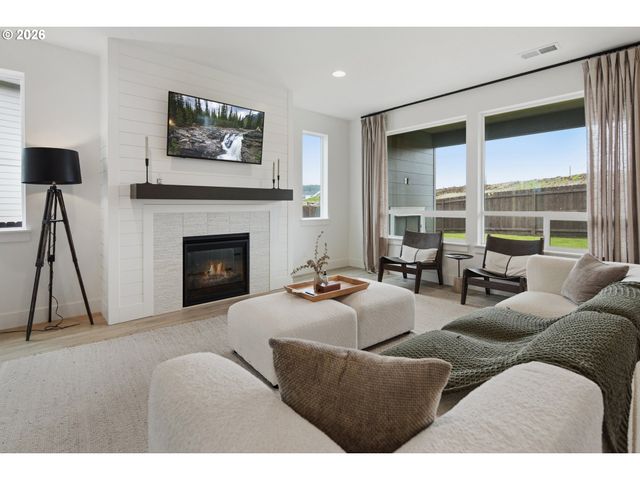 12230 Sw TRASK St, Beaverton, OR 97007