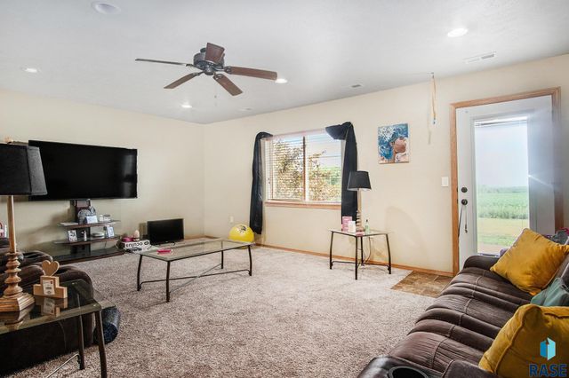 3403 -3409 W 93rd St Street, Sioux Falls, SD 57108