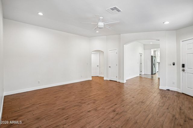17181 N 52nd Avenue, Glendale, AZ 85308