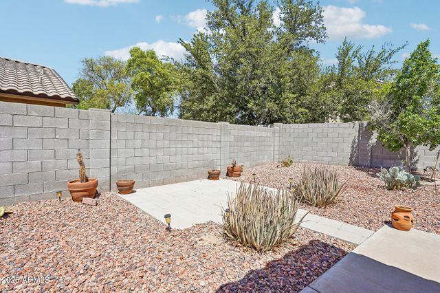 17181 N 52nd Avenue, Glendale, AZ 85308