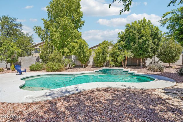 17181 N 52nd Avenue, Glendale, AZ 85308