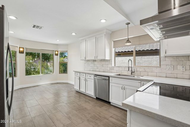 17181 N 52nd Avenue, Glendale, AZ 85308