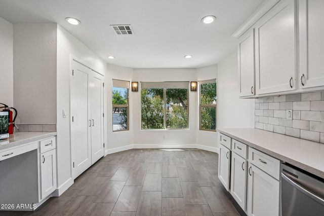 17181 N 52nd Avenue, Glendale, AZ 85308