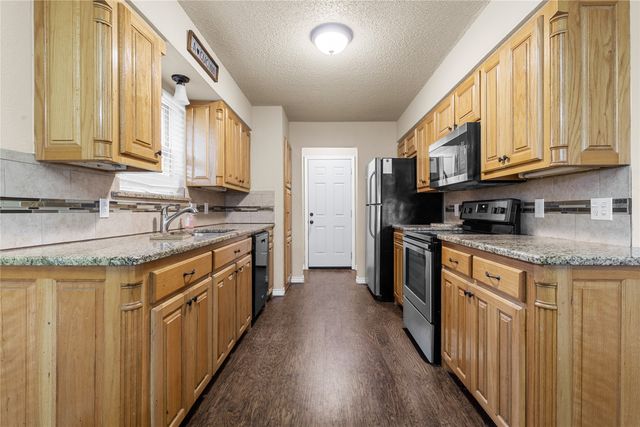 1245 N Knowles Drive, Saginaw, TX 76179