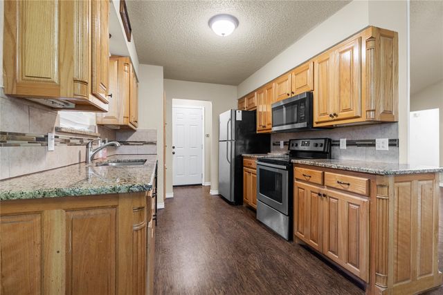 1245 N Knowles Drive, Saginaw, TX 76179