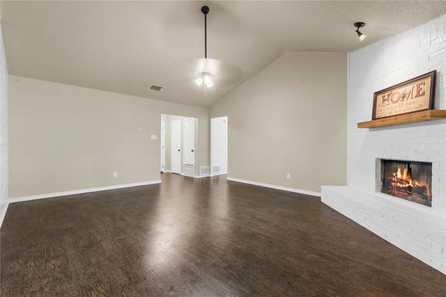 1245 N Knowles Drive, Saginaw, TX 76179