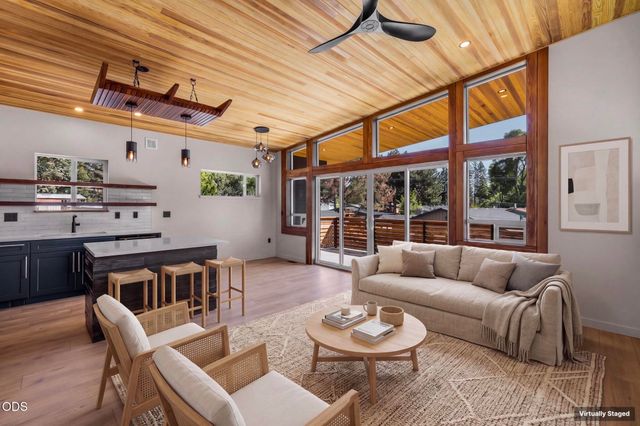 1530 NE 6th Street, Bend, OR 97701