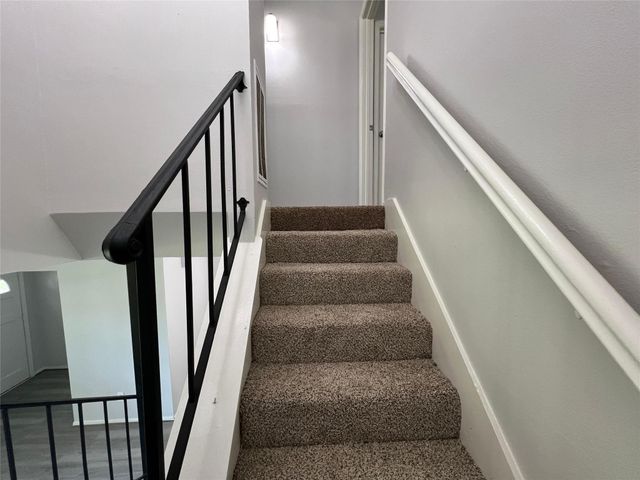7012 Jetty Lane, Houston, TX 77072