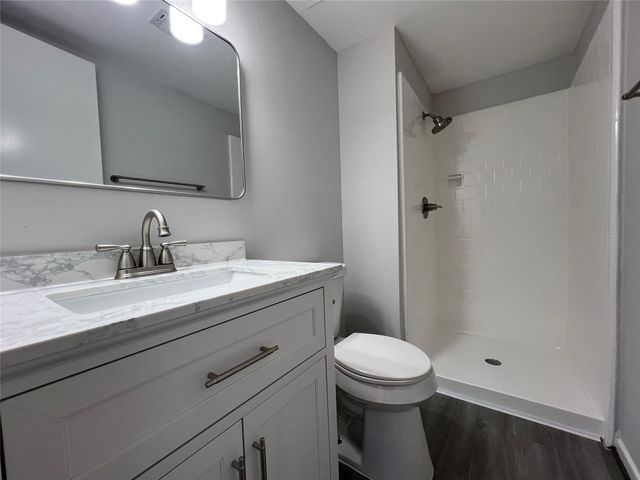 7012 Jetty Lane, Houston, TX 77072