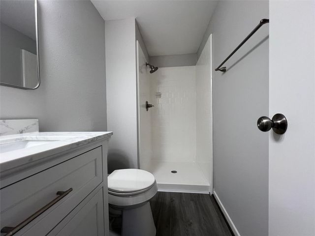 7012 Jetty Lane, Houston, TX 77072