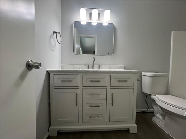 7012 Jetty Lane, Houston, TX 77072