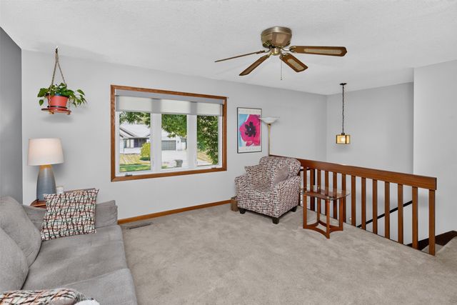 1201 SE Michael Drive, Ankeny, IA 50021