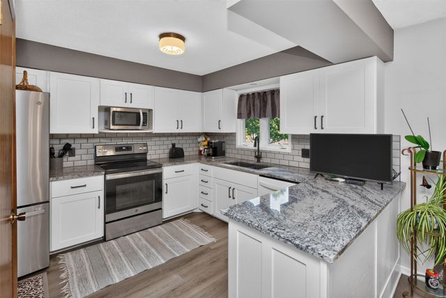 1201 SE Michael Drive, Ankeny, IA 50021