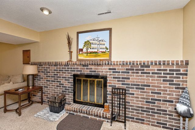 1201 SE Michael Drive, Ankeny, IA 50021