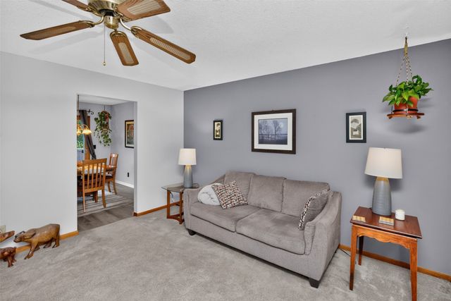 1201 SE Michael Drive, Ankeny, IA 50021