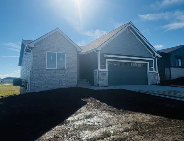 18004 Alpine Drive, Clive, IA 50325