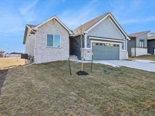 18004 Alpine Drive, Clive, IA 50325