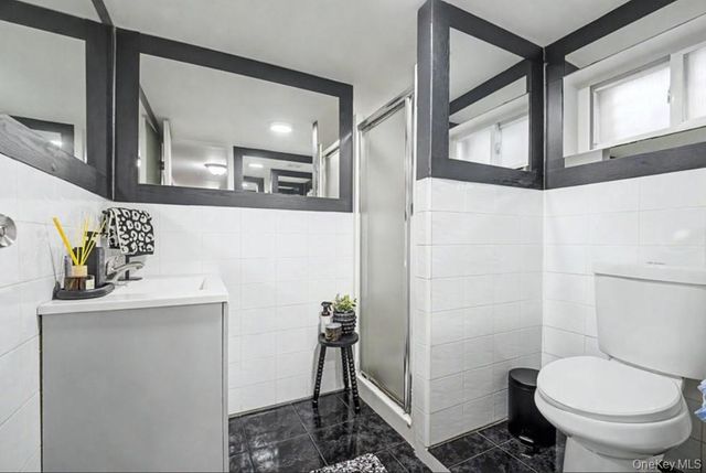 8926 210th Street, Queens Village, NY 11427