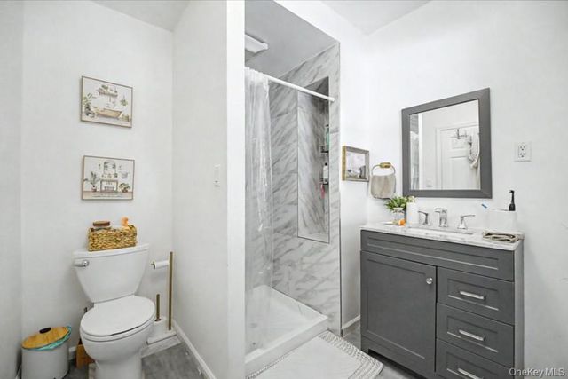 8926 210th Street, Queens Village, NY 11427